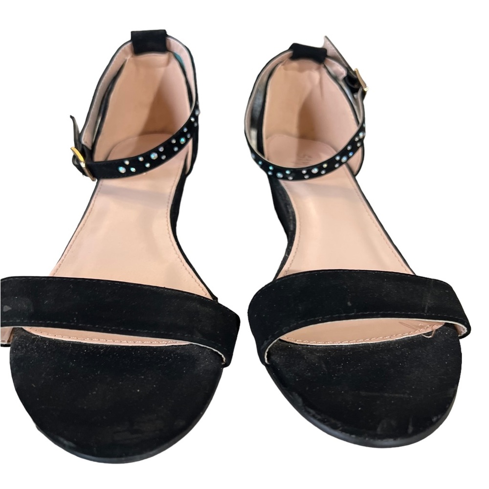 🥳 2 for $15 🥳 NWOT Styluxe Black Embellished Strap Sandal Flats Sz 7.5 - Picture 4 of 5